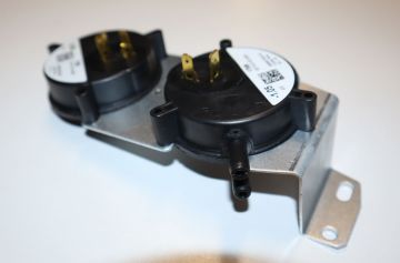 York S1-02434562000 Pressure Switch 1.05 inch /.40 inch NO